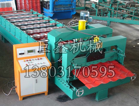 828型琉璃瓦壓瓦機